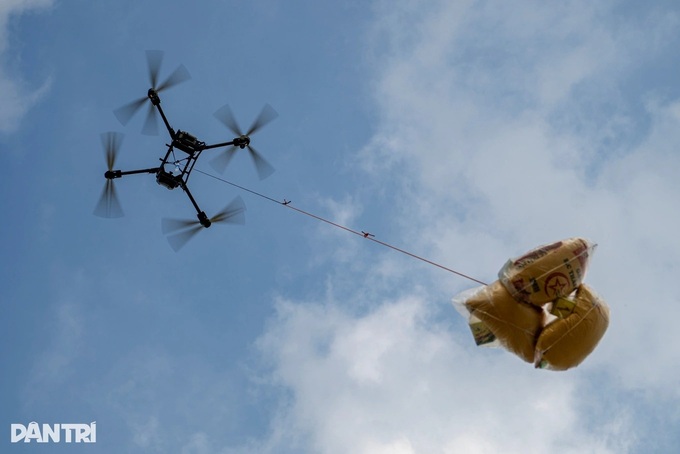 Gia Lai to buy drones ahead of Typhoon Kalmaegi - 1