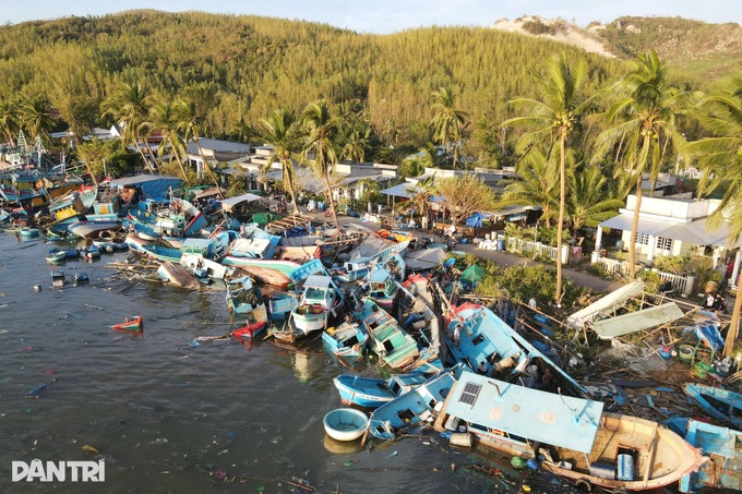 Typhoon Kalmaegi damages hundreds of Dak Lak fishing boats - 2