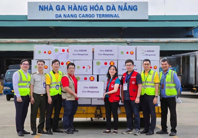 AHA Centre sends emergency relief to flood-hit Danang - 2 AHA Centre sends emergency relief to flood-hit Danang - 2