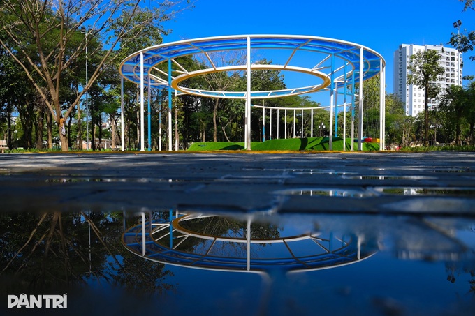 Hanoi park gets new look after eight-month upgrade - 6 Hanoi park gets new look after eight-month upgrade - 6