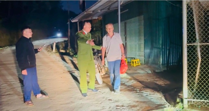 Chinese tourist found safe after getting lost in Sapa - 1 Chinese tourist found safe after getting lost in Sapa - 1