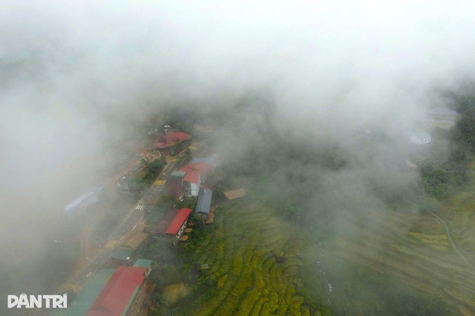 Pu Luong’s dreamy mist creates breathtaking scene - 3 Pu Luong’s dreamy mist creates breathtaking scene - 3