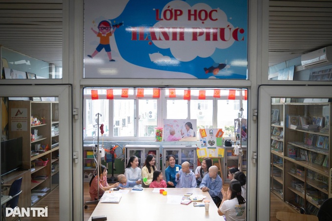 Special classroom nurtures hope for children with cancer - 1