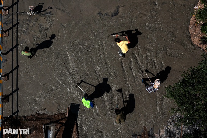 Hanoi pavements get new look as city speeds up upgrades - 1