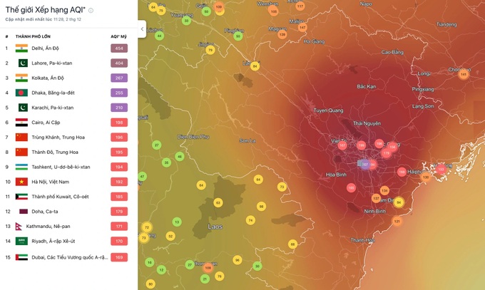 Hanoi shrouded in heavy smog as air quality worsens - 2