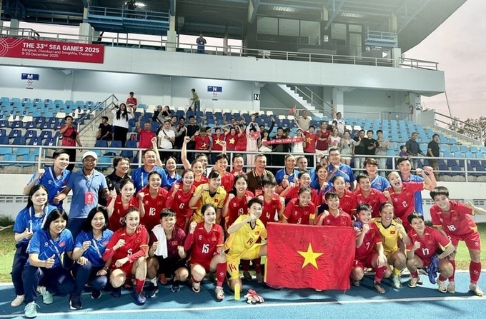 Prime Minister congratulates football teams on SEA Games semifinal berths - 1 Prime Minister congratulates football teams on SEA Games semifinal berths - 1