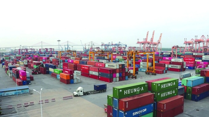 Vietnam’s trade turnover tops USD 900 billion for first time - 1