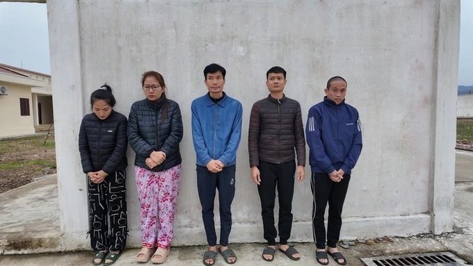 Five arrested over smuggling fake cigarettes from Cambodia to Vietnam - 1