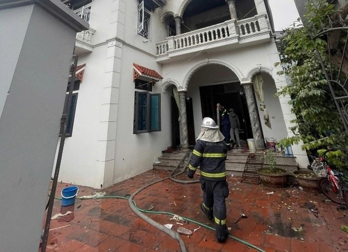 One dead, two injured in suspected homemade fireworks blast in Hanoi - 1