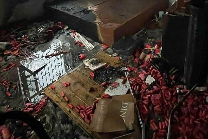 One dead, two injured in suspected homemade fireworks blast in Hanoi - 2