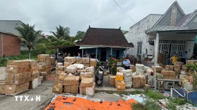 Large fake perfume production ring busted in Can Tho - 1 Large fake perfume production ring busted in Can Tho - 1