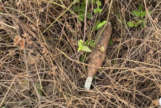 40cm mortar shell found in An Giang residential area - 1