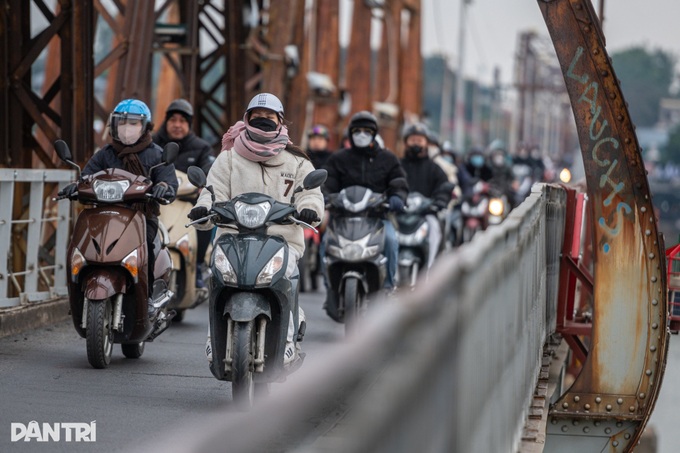 Cold snap leaves Hanoi shivering - 6 Cold snap leaves Hanoi shivering - 6