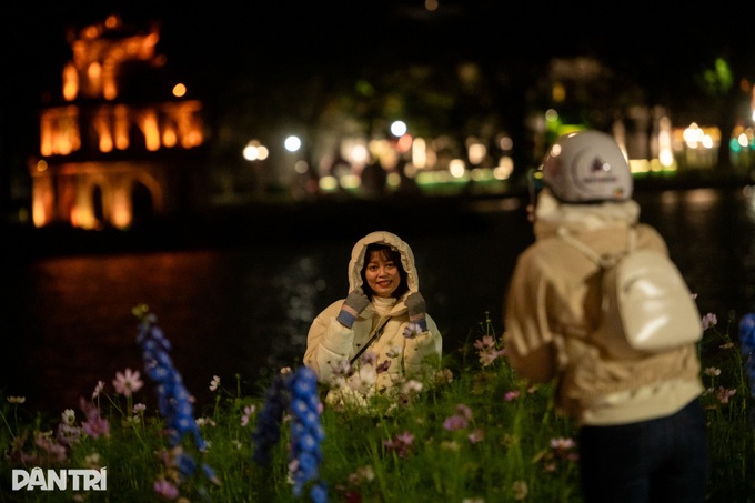 Cold snap leaves Hanoi shivering - 4 Cold snap leaves Hanoi shivering - 4