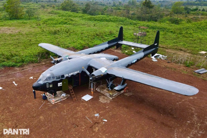 US war-era C-119 aircraft showcased at central airfield - 1
