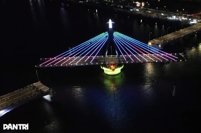 Danang to stage Tet shows at iconic bridge - 2