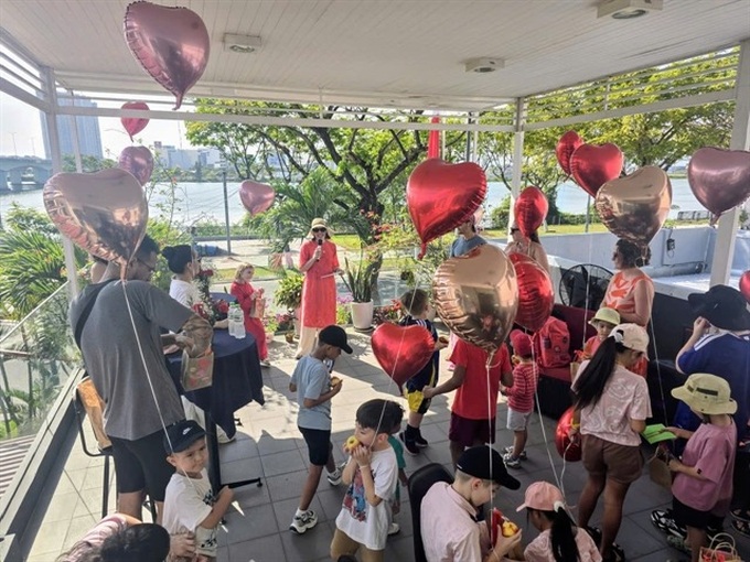 Heart walk debuts in Danang to raise CHD awareness - 2 Heart walk debuts in Danang to raise CHD awareness - 2