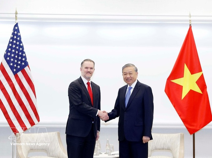 Vietnamese Party chief receives US Trade Representative - 1 Vietnamese Party chief receives US Trade Representative - 1