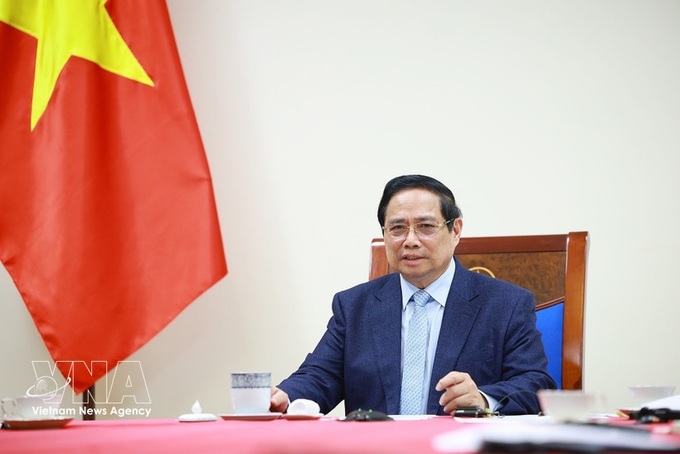 Vietnamese, Kuwaiti PMs hold phone talks - 1