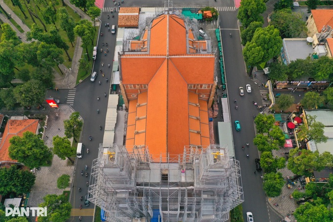 Saigon Notre-Dame Cathedral emerges after nearly a decade of restoration - 4 Saigon Notre-Dame Cathedral emerges after nearly a decade of restoration - 4