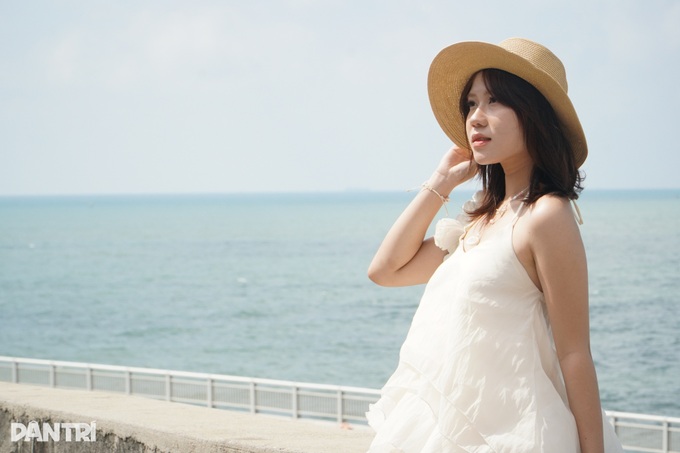 Winding coastal pass in HCM City draws visitors - 4 Winding coastal pass in HCM City draws visitors - 4