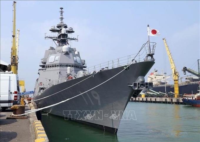 Japanese destroyer Asahi visits Danang - 1