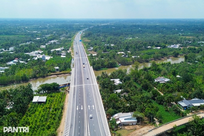 Hau Giang-Ca Mau Expressway section reopens - 1