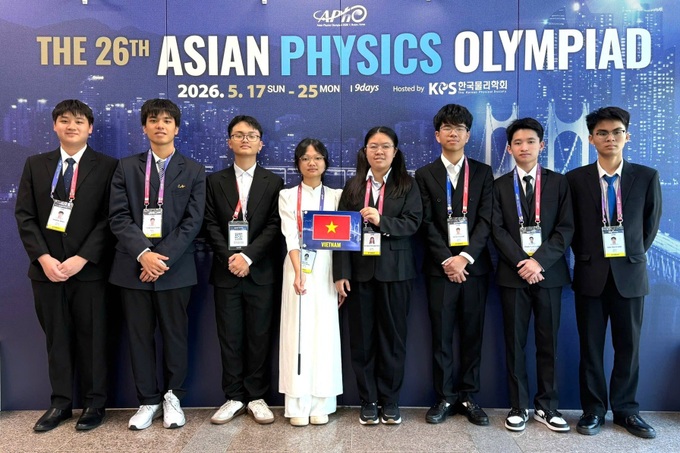 Vietnam wins six silver medals at Asian Physics Olympiad - 1
