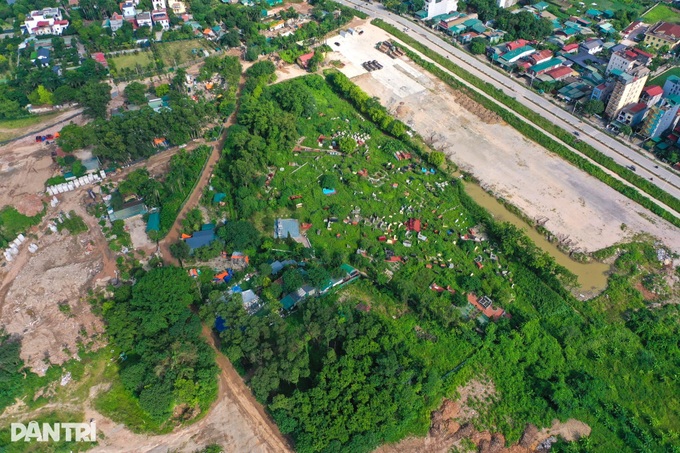 Work begins on first park in Hanoi’s Red River boulevard project - 5