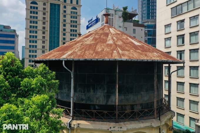 Inside HCM City's 140-year-old water tower - 14