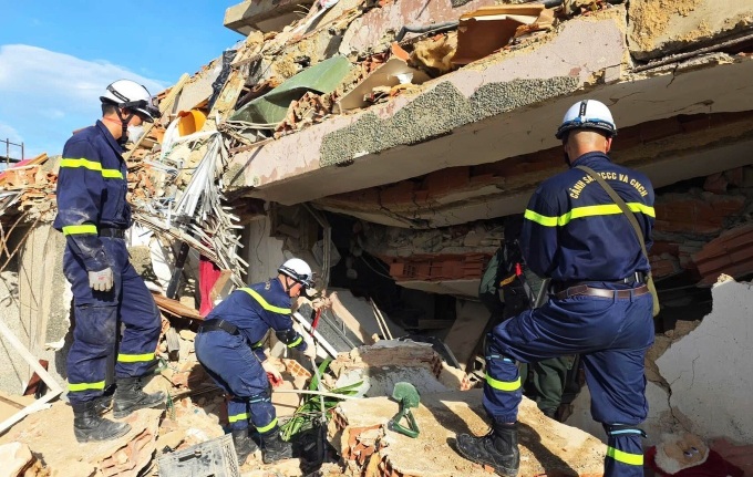 Vietnam rescue team recovers 11 bodies in Venezuela - 1 Vietnam rescue team recovers 11 bodies in Venezuela - 1