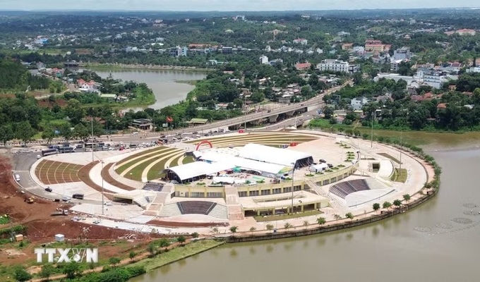 Lam Dong opens major public square and cultural complex - 1