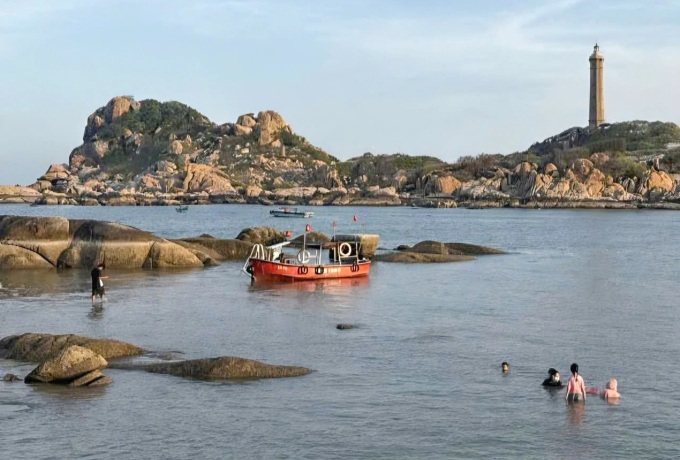 Ke Ga Lighthouse boat service suspended, tours cancelled - 1