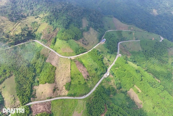 Quang Ngai plans highway realignment to bypass hazardous pass - 1 Quang Ngai plans highway realignment to bypass hazardous pass - 1