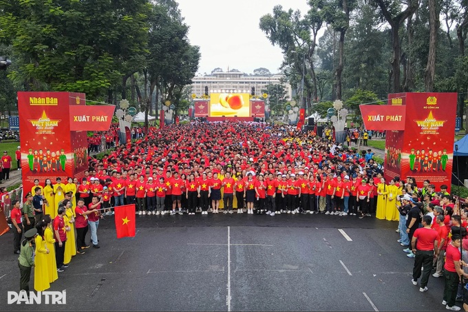 Vietnam targets Guinness record with nationwide walking campaign - 1 Vietnam targets Guinness record with nationwide walking campaign - 1