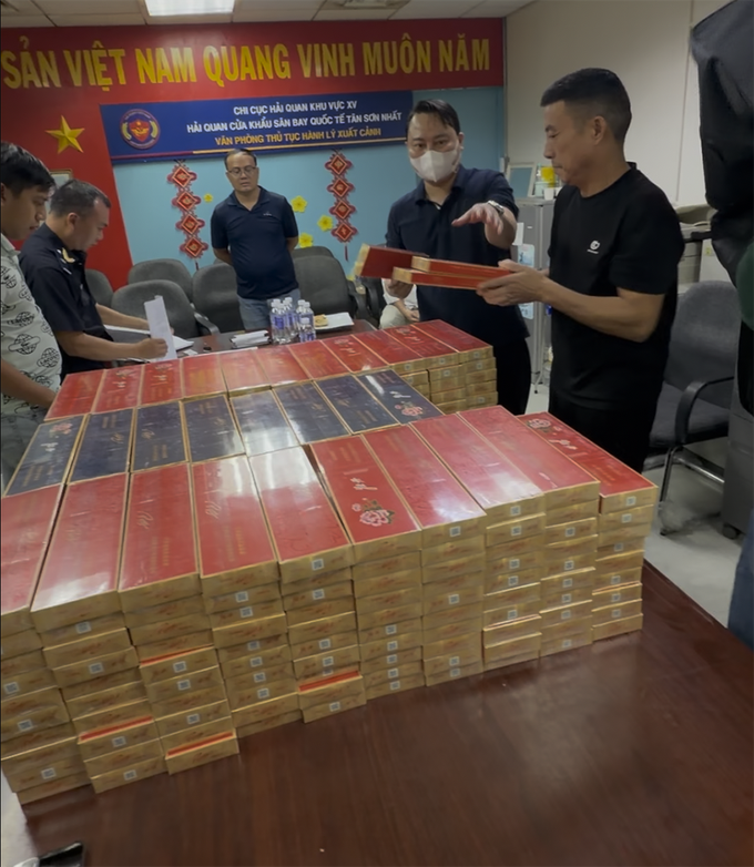 Four Chinese nationals charged over smuggled cigarettes - 2
