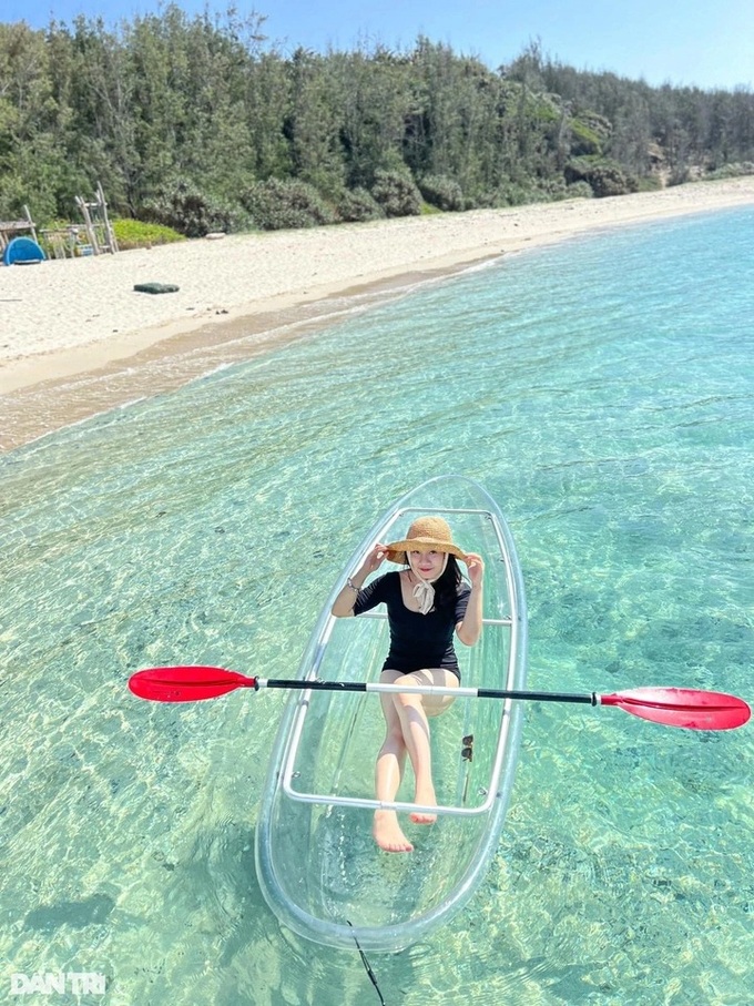 Phu Quy Island targets green tourism growth by 2030 - 1