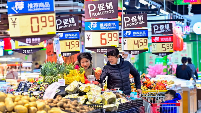 "Cơn đau đầu" lạm phát thấp của Trung Quốc thêm nghiêm trọng - 1