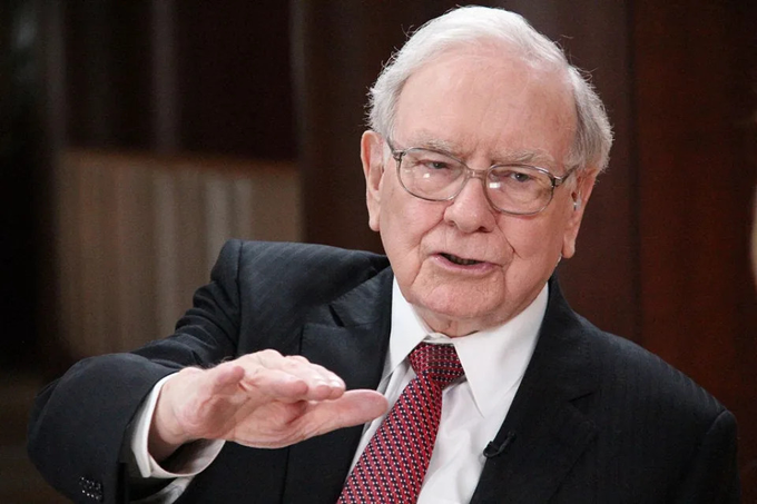 Giá cổ phiếu "con cưng" của tỷ phú Warren Buffett vượt mốc 750.000 USD - 1