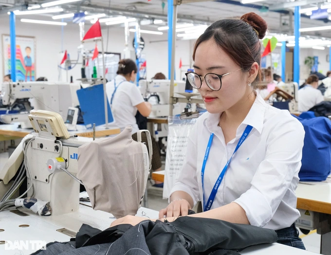 Bỏ quy định lương tối thiểu, chuyển xây dựng lương đủ sống được không? - 1 Bỏ quy định lương tối thiểu, chuyển xây dựng lương đủ sống được không? - 1