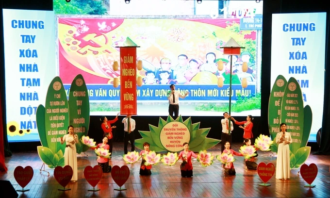 Thanh Hoá đẩy mạnh truyền thông, nâng cao nhận thức giảm nghèo bền vững - 1 Thanh Hoá đẩy mạnh truyền thông, nâng cao nhận thức giảm nghèo bền vững - 1