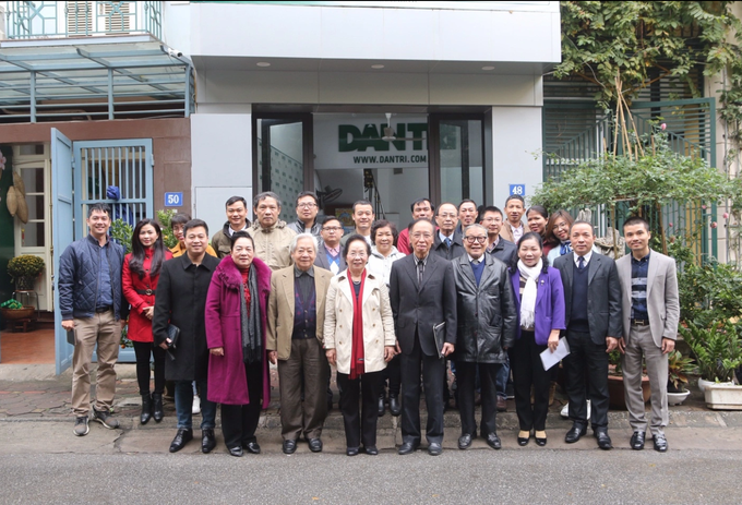 Hai “thương hiệu” đi trước thời đại của báo Dân trí - 4 Hai “thương hiệu” đi trước thời đại của báo Dân trí - 4