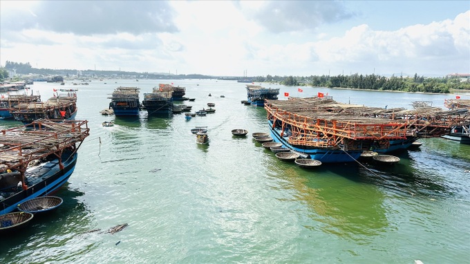 Bình yên làng chài Quảng Ngãi - 1