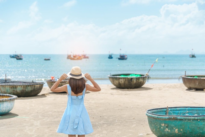 “Thất nghiệp vui vẻ”: Nghỉ để sống chậm hay “bước lùi thầm lặng”? - 2 “Thất nghiệp vui vẻ”: Nghỉ để sống chậm hay “bước lùi thầm lặng”? - 2