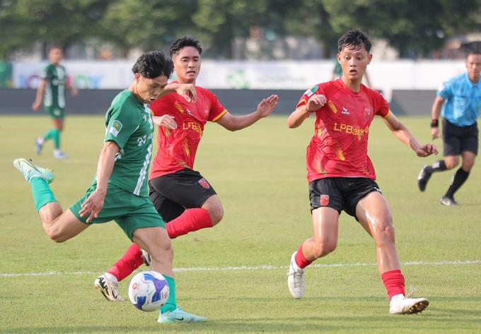 V-League được cứu một bàn thua trông thấy - 1 V-League được cứu một bàn thua trông thấy - 1
