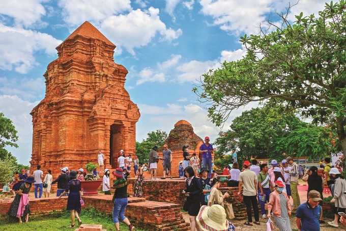 Kích hoạt cực tăng trưởng mới với “siêu tour” liên vùng - 2 Kích hoạt cực tăng trưởng mới với “siêu tour” liên vùng - 2