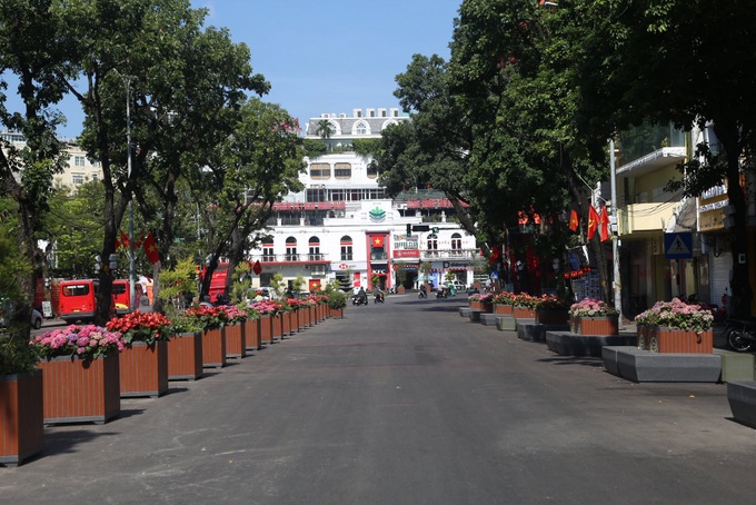 Quảng trường Đông Kinh Nghĩa Thục: Diện mạo mới bên hồ Gươm - 2 Quảng trường Đông Kinh Nghĩa Thục: Diện mạo mới bên hồ Gươm - 2