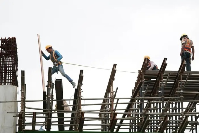 Indonesia: Gói kích thích kinh tế dự kiến tạo hàng triệu việc làm mới - 1