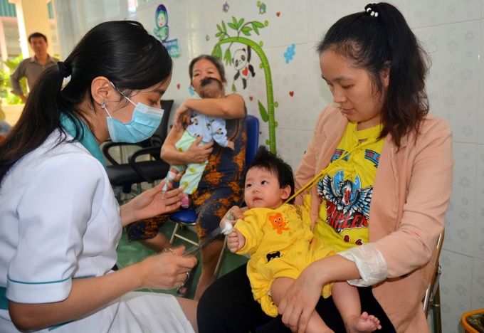 Việt Nam đạt nhiều tiến bộ trong bảo vệ trẻ em nhờ vaccine - 1