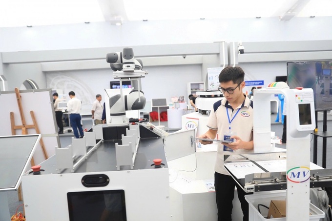 Kinh tế số “khát” nhân lực số - 1 Kinh tế số “khát” nhân lực số - 1